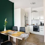 Westside Apartmán